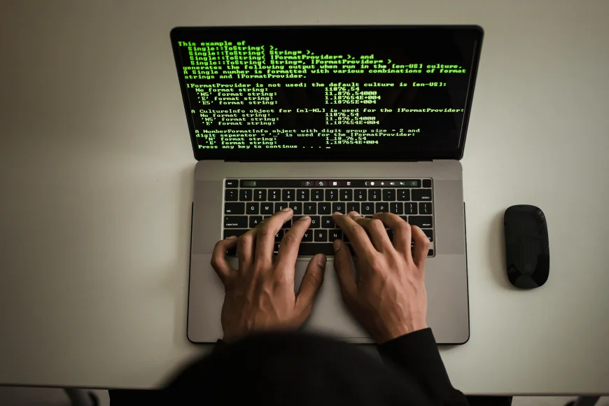 Salesloft OAuth Breach via Drift AI Chat Agent Exposes Salesforce Customer Data